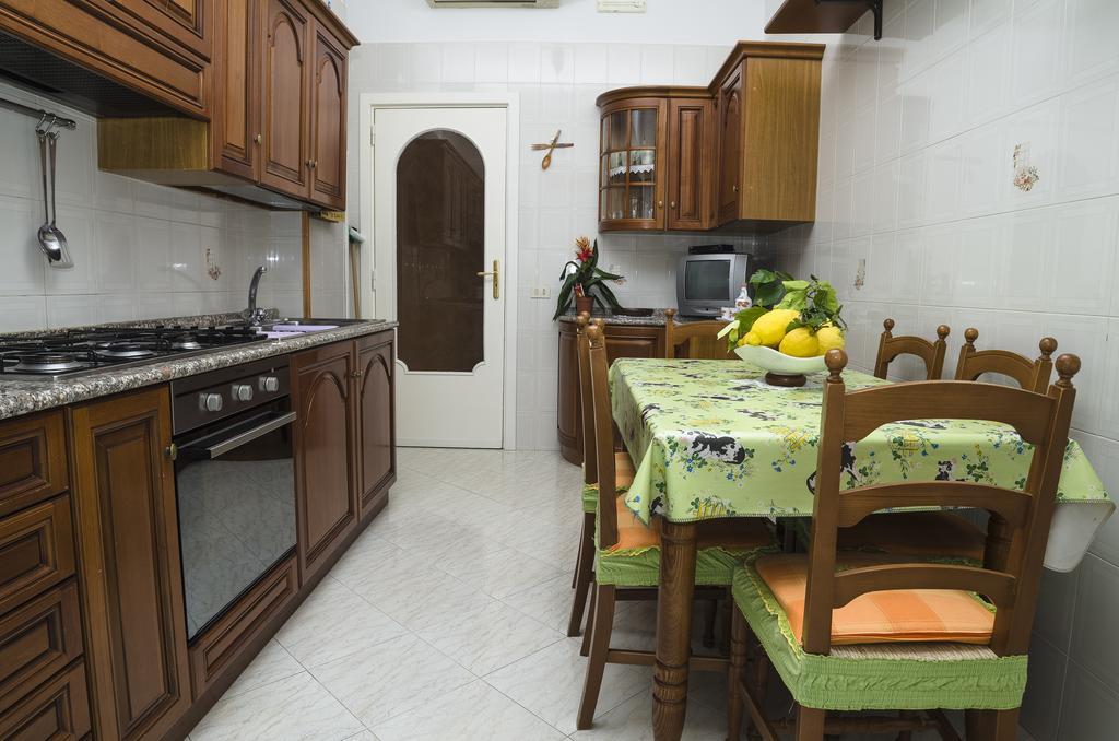 Casa Raffelina Apartment Minori Ruang foto